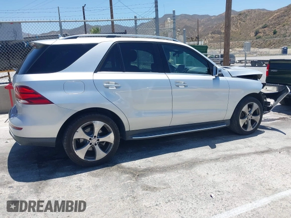 2016 Mercedes-Benz GLE 350 с VIN 4JGDA5JB2GA812671, выставлен на аукционе IAAI как лот 42544096 с пробегом 96 975 миль миль и . История ставок и продаж доступна на DreamBid. Изображение 14.