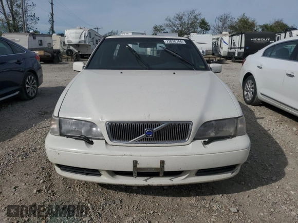 2000 Volvo V70 with VIN YV1LW61J5Y2731717, listed as a Copart auction lot 73036744 with 0 mi miles and Salvage Title. Bid and sale history available at carsss.com. Image 5.