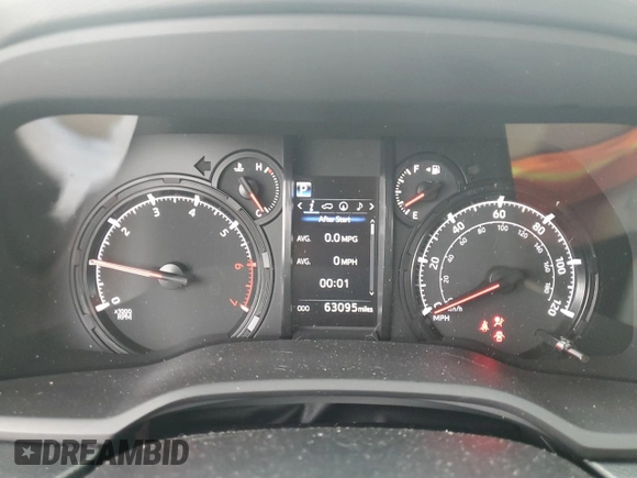 2020 Toyota 4Runner SR5 with VIN JTEBU5JR6L5753784, listed as a Copart auction lot 63116935 with 63,095 mi miles and Salvage title. Bid and sale history available at DreamBid. Image 9.