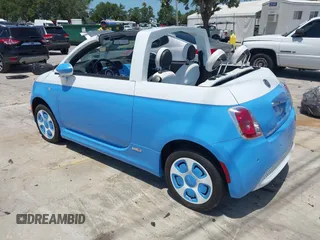 2015 FIAT 500e с VIN 3C3CFFGE6FT732844, выставлен на аукционе IAAI как лот 42212123 с пробегом 34 733 миль миль и . История ставок и продаж доступна на DreamBid. Изображение 3.