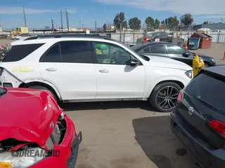 2021 Mercedes-Benz GLE 450 с VIN 4JGFB5KB5MA405637, выставлен на аукционе IAAI как лот 41620048 с пробегом 61 928 миль миль и . История ставок и продаж доступна на DreamBid. Изображение 14.