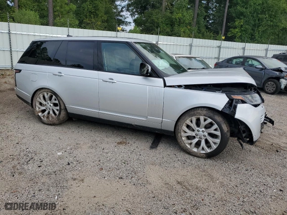 2019 Land Rover Range Rover with VIN SALGS2RE3KA530410, listed as a Copart auction lot 67732404 with 0 miles and Non Repairable. Bid and sale history available at carsss.com. Image 4.