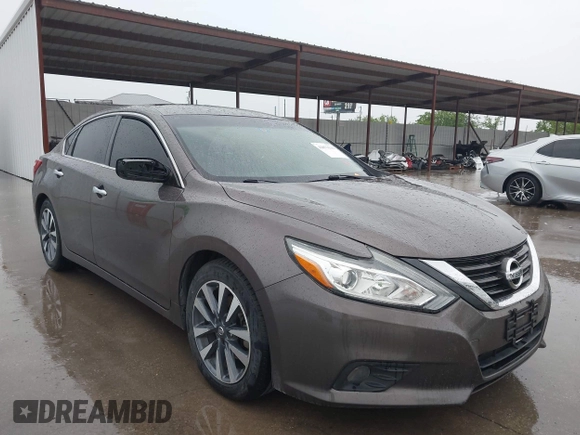 2017 Nissan Altima S z VIN 1N4AL3AP1HC189184, wystawiony jako IAAI lot #42073216 z przebiegiem 136 633 mil mil oraz . Historia ofert i sprzedaży dostępna na DreamBid. Obrazek 1.