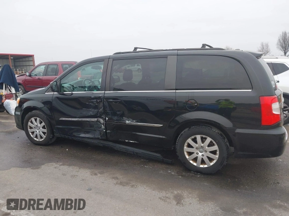 2016 Chrysler Town & Country Touring with VIN 2C4RC1BG9GR292584, listed as a IAAI auction lot 41168218 with 118,967 mi miles. Bid and sale history available at carsss.com. Image 14.