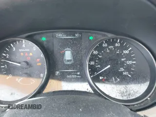 2017 Nissan Rogue SV z VIN KNMAT2MT2HP513636, wystawiony jako IAAI lot #41805560 z przebiegiem 145 783 mil mil oraz . Historia ofert i sprzedaży dostępna na DreamBid. Obrazek 7.