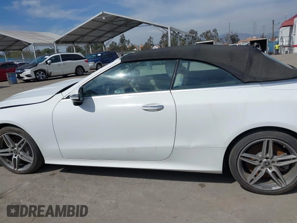 2019 Mercedes-Benz E-Class E 450 with VIN WDD1K6HB6KF082992, listed as a IAAI auction lot 32447280 with 0 mi miles. Bid and sale history available at carsss.com. Image 15.