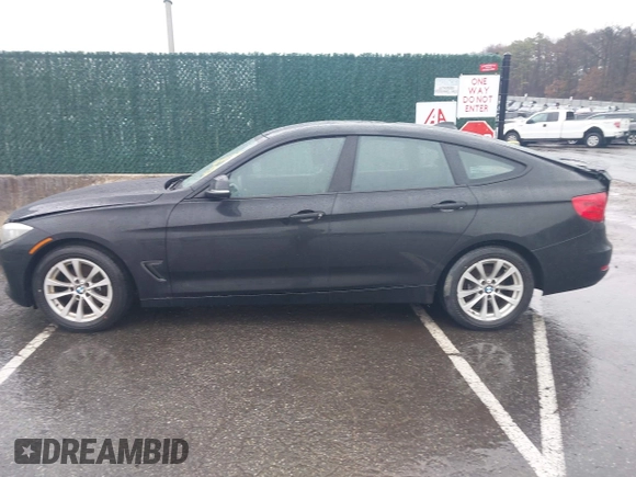 2014 BMW 3 Series 328i Gran Turismo xDrive z VIN WBA3X5C56ED556632, wystawiony jako IAAI lot #41962313 z przebiegiem 99 512 mil mil oraz . Historia ofert i sprzedaży dostępna na DreamBid. Obrazek 14.