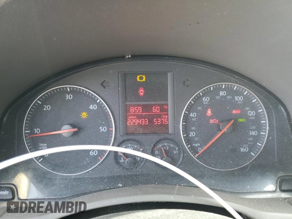 2006 Volkswagen Jetta 1.9L TDI z VIN 3VWST81KX6M746490, wystawiony jako Copart lot #58409565 z przebiegiem 229 433 mil mil oraz Szkoda całkowita • Salvage title. Historia ofert i sprzedaży dostępna na DreamBid. Obrazek 9.