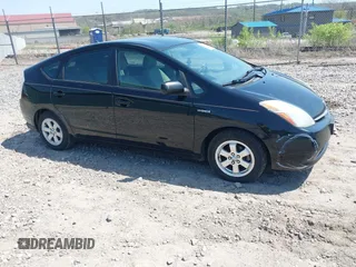 2008 Toyota Prius with VIN JTDKB20UX87703593, listed as a IAAI auction lot 42108567 with 157,117 mi miles. Bid and sale history available at carsss.com. Image 1.