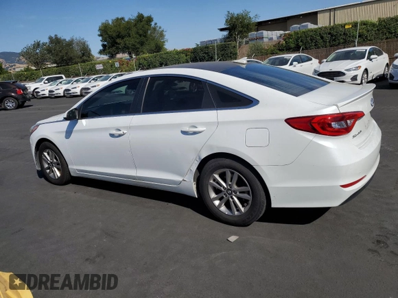 2016 Hyundai Sonata SE z VIN 5NPE24AF2GH348048, wystawiony jako Copart lot #59058185 z przebiegiem 137 605 mil mil oraz Czysty tytuł • Clean title. Historia ofert i sprzedaży dostępna na DreamBid. Obrazek 2.