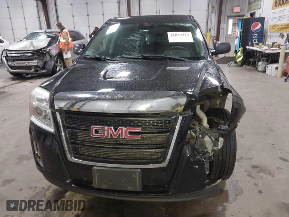 2015 GMC Terrain SLE z VIN 2GKALMEKXF6295318, wystawiony jako IAAI lot #41039353 z przebiegiem 158 149 mil mil oraz . Historia ofert i sprzedaży dostępna na DreamBid. Obrazek 13.
