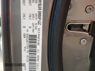 2012 Dodge Journey SXT z VIN 3C4PDCCGXCT177675, wystawiony jako Copart lot #52396045 z przebiegiem 168 203 mil mil oraz Szkoda całkowita • Salvage title. Historia ofert i sprzedaży dostępna na DreamBid. Obrazek 12.