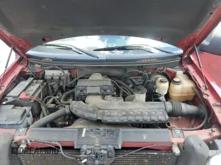 2008 Ford F-150 XLT z VIN 1FTPX14V08FB82197, wystawiony jako Copart lot #62962975 z przebiegiem 151 762 mil mil oraz Szkoda całkowita • Salvage title. Historia ofert i sprzedaży dostępna na DreamBid. Obrazek 11.