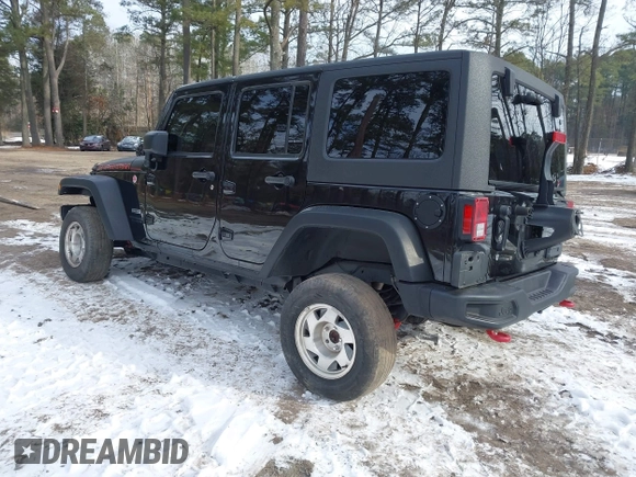 2017 Jeep Wrangler Unlimited Rubicon Recon z VIN 1C4BJWFG4HL723096, wystawiony jako IAAI lot #41393584 z przebiegiem 102 045 mil mil oraz . Historia ofert i sprzedaży dostępna na DreamBid. Obrazek 3.
