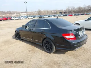 2009 Mercedes-Benz C-Class 3.0L Sport with VIN WDDGF81X19F272239, listed as a IAAI auction lot 42033334 with 212,758 mi miles. Bid and sale history available at carsss.com. Image 3.