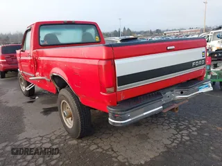 1996 Ford F-250 with VIN 2FTHF26H0TCA69133, listed as a IAAI auction lot 41712838 with 144,642 mi miles and . Bid and sale history available at DreamBid. Image 3.