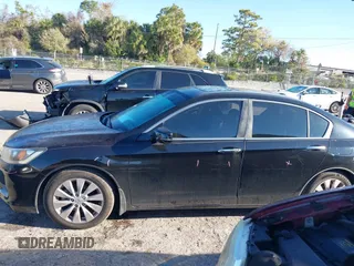 2014 Honda Accord EX-L with VIN 1HGCR2F81EA010048, listed as a IAAI auction lot 41754584 with 126,050 mi miles and . Bid and sale history available at carsss.com. Image 15.