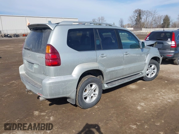 2005 Lexus GX 470 with VIN JTJBT20X250085307, listed as a IAAI auction lot 41783340 with 259,386 mi miles. Bid and sale history available at carsss.com. Image 4.