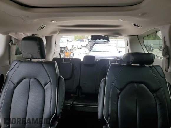 2022 Chrysler Pacifica Limited with VIN 2C4RC1GG9NR104524, listed as a Copart auction lot 54826355 with 57,709 mi miles and Salvage title. Bid and sale history available at DreamBid. Image 10.