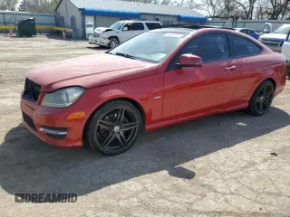 2012 Mercedes-Benz C 250 с VIN WDDGJ4HB9CF787885, выставлен на аукционе Copart как лот 51003725 с пробегом 178 975 миль миль и Списание • Salvage title. История ставок и продаж доступна на DreamBid. Изображение 1.