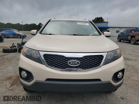 2011 Kia Sorento LX with VIN 5XYKT4A28BG111223, listed as a Copart auction lot 51696095 with 173,775 mi miles and Salvage Title. Bid and sale history available at DreamBid. Image 5.