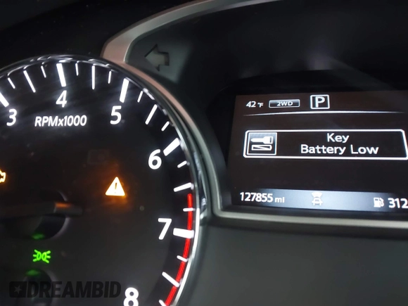 2018 Nissan Pathfinder SL z VIN 5N1DR2MM6JC647790, wystawiony jako IAAI lot #41223318 z przebiegiem 127 855 mil mil oraz . Historia ofert i sprzedaży dostępna na DreamBid. Obrazek 16.