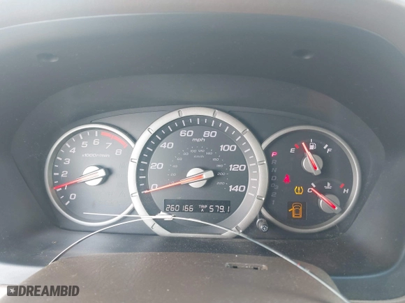 2008 Honda Pilot VP with VIN 5FNYF18228B005047, listed as a IAAI auction lot 41884691 with 260,166 mi miles. Bid and sale history available at carsss.com. Image 7.