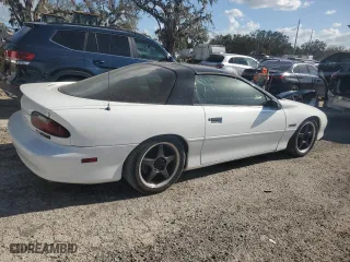 1996 Chevrolet Camaro Z28 with VIN 2G1FP22P2T2119028, listed as a Copart auction lot 74322894 with 124,545 mi miles and Salvage Title. Bid and sale history available at carsss.com. Image 3.