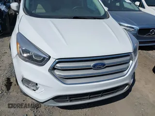 2019 Ford Escape SEL with VIN 1FMCU9HD8KUC07675, listed as a IAAI auction lot 41854820 with 112,432 mi miles. Bid and sale history available at carsss.com. Image 6.
