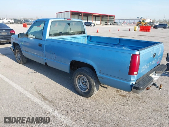 1996 Chevrolet Silverado 1500 with VIN 1GCEC14W2TZ142772, listed as a IAAI auction lot 41986326 with 249,738 mi miles and . Bid and sale history available at DreamBid. Image 3.
