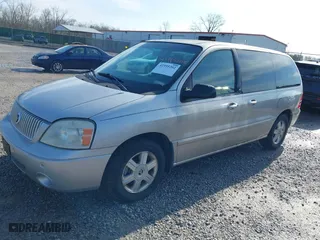 2005 Mercury Monterey Convenience with VIN 2MRZA21245BJ04638, listed as a IAAI auction lot 41995202 with 152,154 mi miles. Bid and sale history available at carsss.com. Image 2.