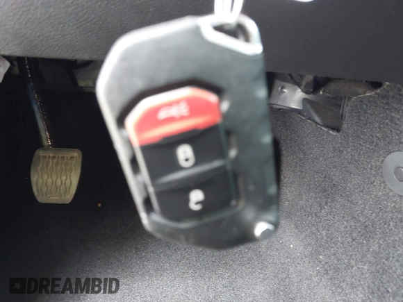 2021 Jeep Wrangler Unlimited Rubicon with VIN 1C4HJXFG7MW527498, listed as a IAAI auction lot 42393520 with 18,085 mi miles and . Bid and sale history available at DreamBid. Image 11.