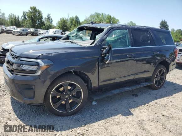2022 Ford Expedition Limited with VIN 1FMJU2AT5NEA04385, listed as a Copart auction lot 61767214 with 6,275 mi miles and Salvage title. Bid and sale history available at DreamBid. Image 1.
