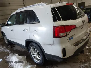 2015 Kia Sorento LX with VIN 5XYKT4A79FG585120, listed as a IAAI auction lot 41533779 with 127,337 mi miles. Bid and sale history available at carsss.com. Image 3.