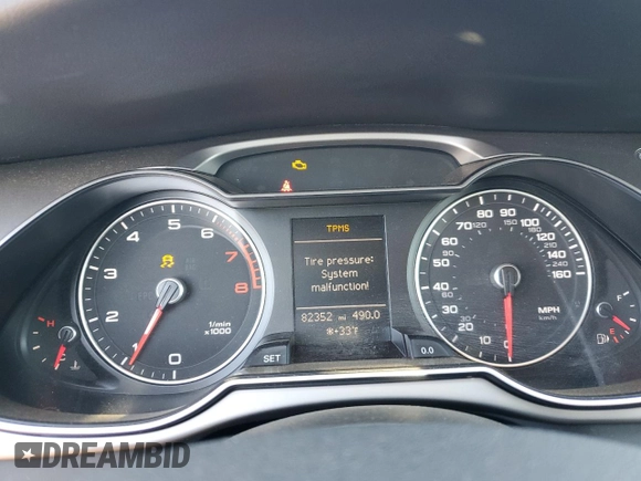 2013 Audi A4 Premium с VIN WAUDFAFL1DN049382, выставлен на аукционе Copart как лот 46164035 с пробегом 82 352 миль миль и Списание • Salvage title. История ставок и продаж доступна на DreamBid. Изображение 9.