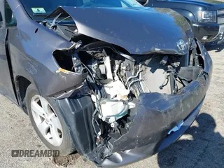 2012 Toyota Sienna with VIN 5TDZK3DC4CS228916, listed as a IAAI auction lot 41936870 with 188,227 mi miles. Bid and sale history available at carsss.com. Image 20.
