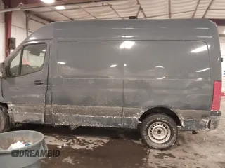 2019 Mercedes-Benz Sprinter Cargo with VIN WD4PF0CD5KP088412, listed as a IAAI auction lot 41618741 with 135,848 mi miles. Bid and sale history available at carsss.com. Image 14.