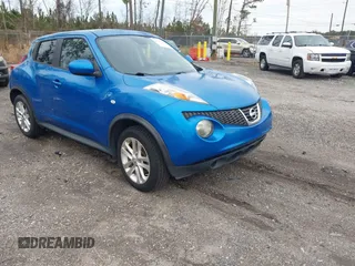 2012 Nissan Juke SL with VIN JN8AF5MV5CT116291, listed as a IAAI auction lot 41325612 with 215,235 mi miles. Bid and sale history available at carsss.com. Image 1.