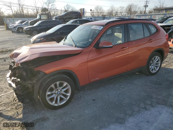 2015 BMW X1 xDrive28i with VIN WBAVL1C57FVY31921, listed as a Copart auction lot 43352015 with NaN miles and Salvage Title. Bid and sale history available at carsss.com. Image 1.