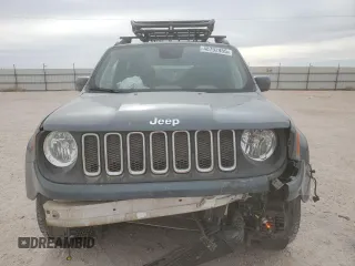 2018 Jeep Renegade Latitude with VIN ZACCJABH4JPH33439, listed as a Copart auction lot 48792455 with 37,992 mi miles and Salvage title. Bid and sale history available at DreamBid. Image 5.