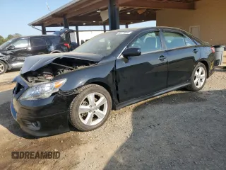 2010 Toyota Camry z VIN 4T1BF3EK4AU089144, wystawiony jako Copart lot #50178085 z przebiegiem 246 109 mil mil oraz Szkoda całkowita • Salvage title. Historia ofert i sprzedaży dostępna na DreamBid. Obrazek 1.