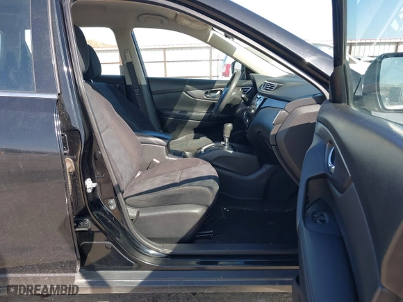2016 Nissan Rogue S with VIN JN8AT2MV5GW143468, listed as a IAAI auction lot 41931113 with 132,497 mi miles. Bid and sale history available at carsss.com. Image 5.