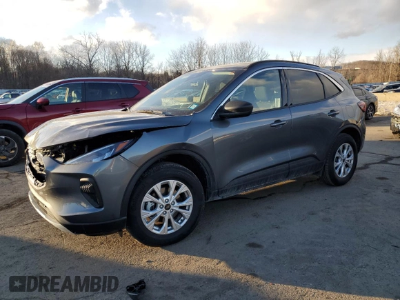2024 Ford Escape Active with VIN 1FMCU9GN3RUA97493, listed as a Copart auction lot 42567125 with 8,452 mi miles and Salvage Title. Bid and sale history available at DreamBid. Image 1.
