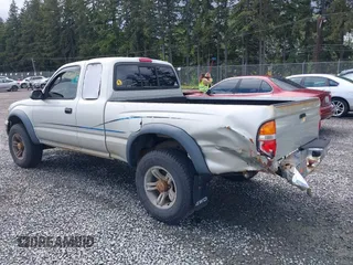 2002 Toyota Tacoma z VIN 5TEWM72N82Z048137, wystawiony jako IAAI lot #42299888 z przebiegiem 476 439 mil mil oraz . Historia ofert i sprzedaży dostępna na DreamBid. Obrazek 6.
