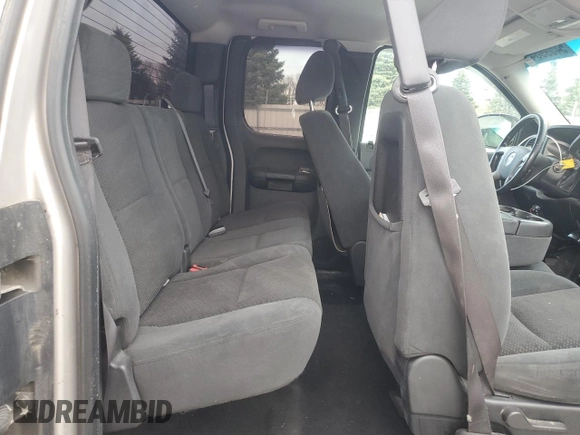 2008 Chevrolet Silverado 1500 LTZ with VIN 2GCEK19J581141597, listed as a Copart auction lot 54599845 with 212,975 mi miles and Clean Title. Bid and sale history available at DreamBid. Image 10.