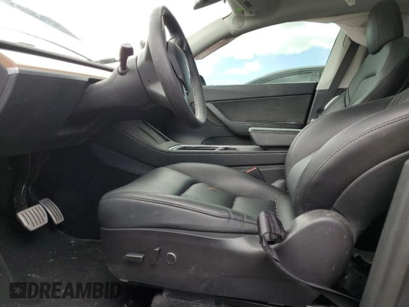 2022 Tesla Model Y Performance with VIN 7SAYGDEF0NF452111, listed as a Copart auction lot 47595975 with 33,514 mi miles and Salvage Title. Bid and sale history available at DreamBid. Image 7.
