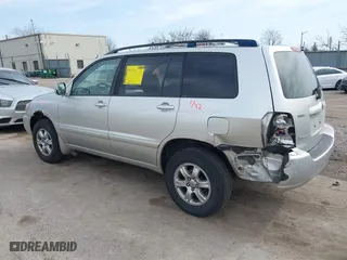 2006 Toyota Highlander w/3rd Row with VIN JTEEP21A160167427, listed as a IAAI auction lot 41815991 with 308,542 mi miles. Bid and sale history available at carsss.com. Image 3.