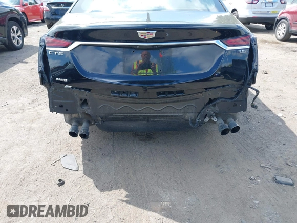 2019 Cadillac CT6 Premium Luxury AWD with VIN 1G6KD5RS3KU123885, listed as a IAAI auction lot 42200429 with 66,611 mi miles and . Bid and sale history available at DreamBid. Image 6.