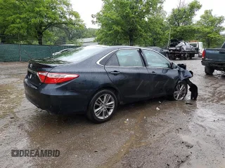 2015 Toyota Camry XLE z VIN 4T1BF1FK6FU886554, wystawiony jako Copart lot #56779225 z przebiegiem 175 713 mil mil oraz Czysty tytuł • Clean title. Historia ofert i sprzedaży dostępna na DreamBid. Obrazek 3.