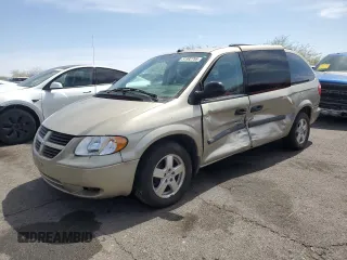 2005 Dodge Caravan SE with VIN 1D4GP24R15B423182, listed as a Copart auction lot 51982755 with 130,932 mi miles and Salvage Title. Bid and sale history available at carsss.com. Image 1.